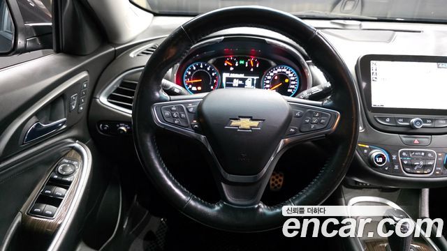 Chevrolet Malibu 2.0 Turbo LTZ Premium 2017 — фото 13