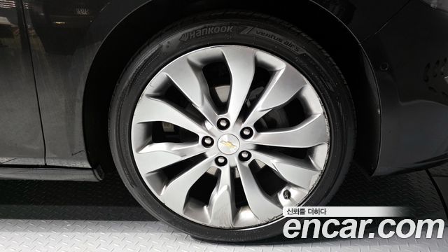 Chevrolet Malibu 2.0 Turbo LTZ Premium 2017 — фото 21
