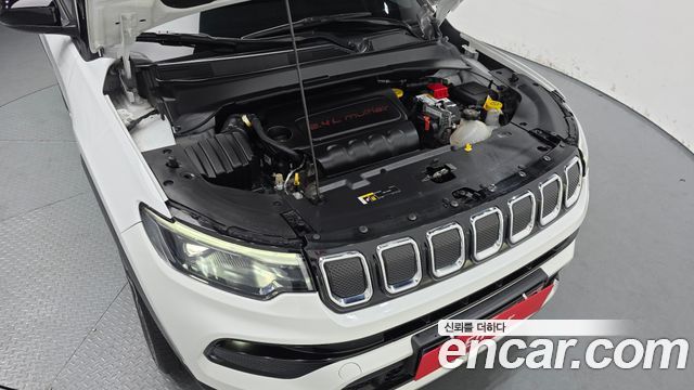 Jeep Compass (II) 2.4 limited 2WD 2022 — фото 6
