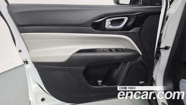 Jeep Compass (II) 2.4 limited 2WD 2022 — фото 24