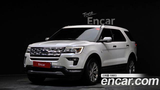 Ford Explorer 2.3 Limited 4WD 5th