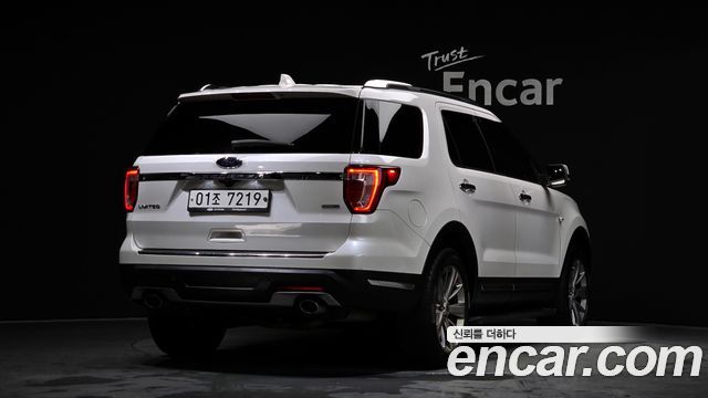 Ford Explorer 2.3 Limited 4WD 5th 2018 — фото 2
