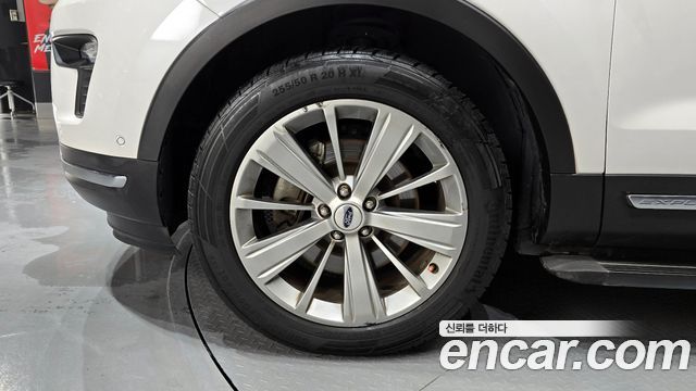 Ford Explorer 2.3 Limited 4WD 5th 2018 — фото 5