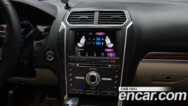 Ford Explorer 2.3 Limited 4WD 5th 2018 — фото 14