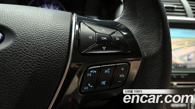 Ford Explorer 2.3 Limited 4WD 5th 2018 — фото 37
