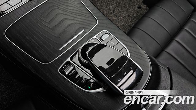 Mercedes-Benz E-Class (W213) E220d Coupe 2019 — фото 20