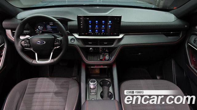 Ford Explorer (VI) 2.3 ST-Line 4WD 2025 — фото 7
