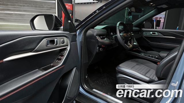Ford Explorer (VI) 2.3 ST-Line 4WD 2025 — фото 10