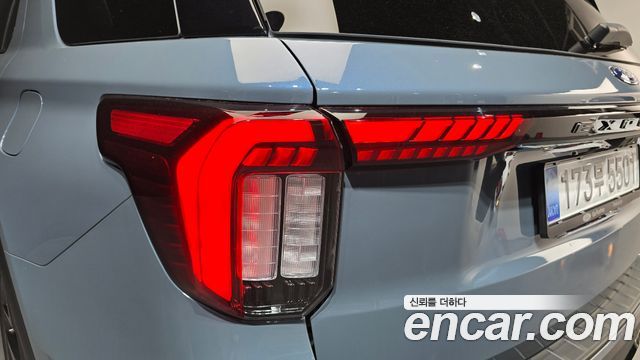 Ford Explorer (VI) 2.3 ST-Line 4WD 2025 — фото 23
