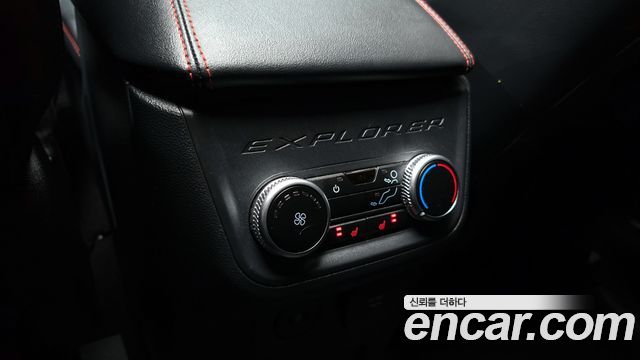 Ford Explorer (VI) 2.3 ST-Line 4WD 2025 — фото 34