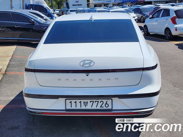 Hyundai Grandeur (GN7) 3.5 LPG 2WD Exclusive 2023 — фото 2