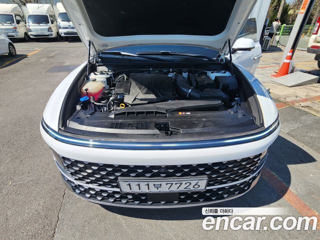 Hyundai Grandeur (GN7) 3.5 LPG 2WD Exclusive 2023 — фото 20