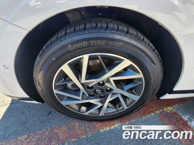 Hyundai Grandeur (GN7) 3.5 LPG 2WD Exclusive 2023 — фото 24