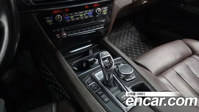BMW X5 (F15) xDrive M50d 2015 — фото 9
