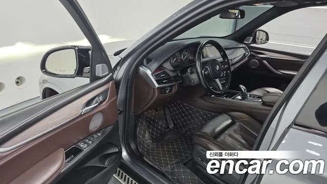 BMW X5 (F15) xDrive M50d 2015 — фото 10