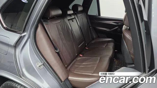 BMW X5 (F15) xDrive M50d 2015 — фото 15