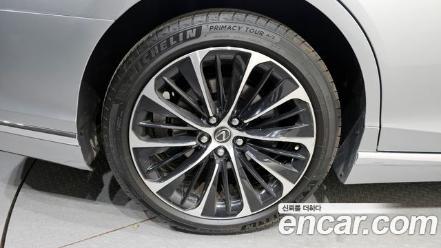 Lexus LS500 (V) 3.5 Luxury AWD 2022 — фото 5