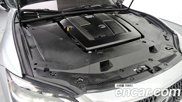 Lexus LS500 (V) 3.5 Luxury AWD 2022 — фото 6