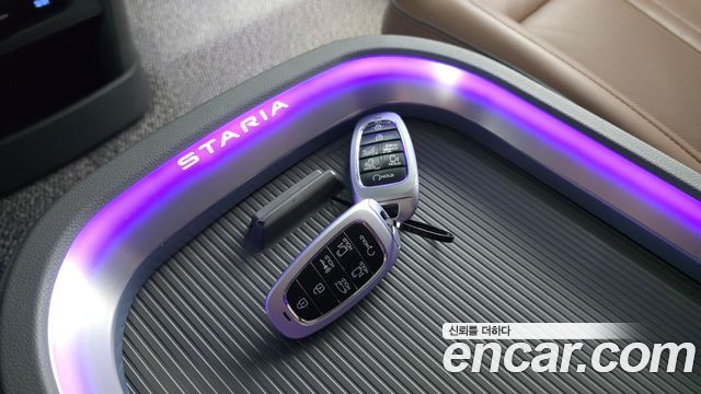 Hyundai Staria 4WD Lounge 9-Seater Inspiration 2023 — фото 27