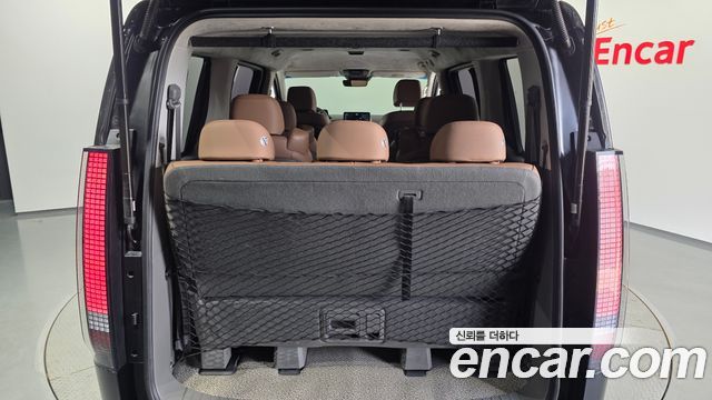 Hyundai Staria 4WD Lounge 9-Seater Inspiration 2023 — фото 29