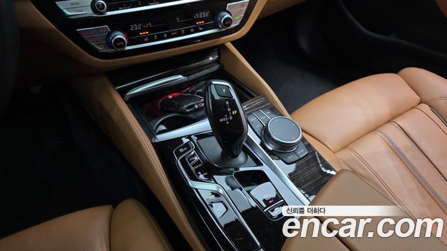 BMW 5 Series (G30) 520i Luxury 2021 — фото 9