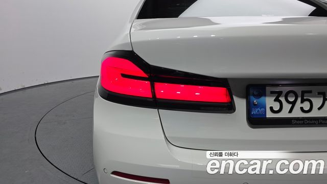 BMW 5 Series (G30) 520i Luxury 2021 — фото 29