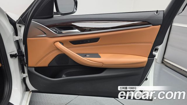 BMW 5 Series (G30) 520i Luxury 2021 — фото 30