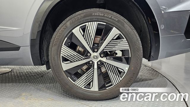 Renault Korea Grand Koleos 1.5 E-TECH Iconic 2WD 2025 — фото 21