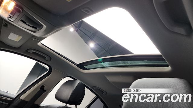 BMW 5 Series (F10) 528i 2012 — фото 23
