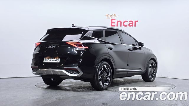 Kia Sportage (V) Diesel 2.0 2WD Nobleless 2023 — фото 2