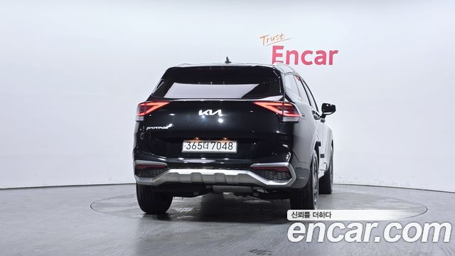 Kia Sportage (V) Diesel 2.0 2WD Nobleless 2023 — фото 4