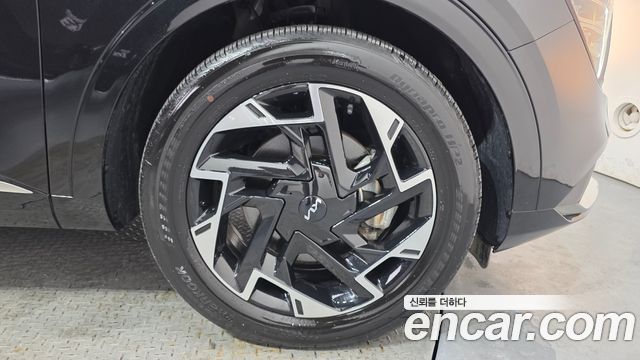Kia Sportage (V) Diesel 2.0 2WD Nobleless 2023 — фото 21