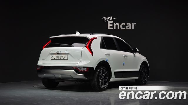Kia Niro Signature 2025 — фото 2
