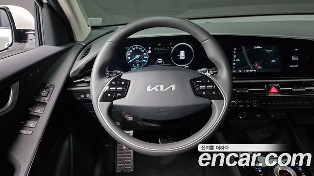 Kia Niro Signature 2025 — фото 13