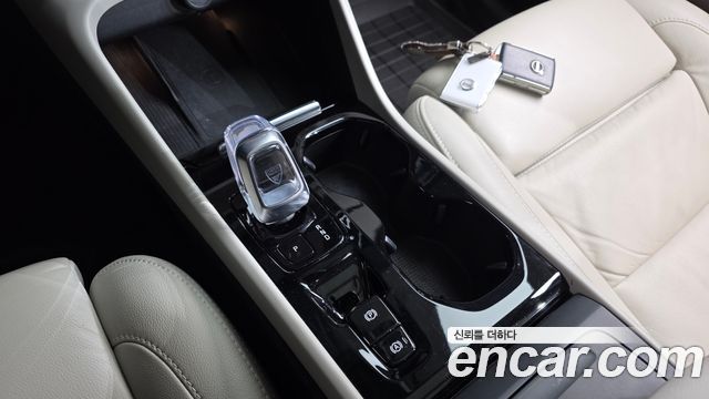 Volvo XC40 B4 Ultimate Bright 2023 — фото 9