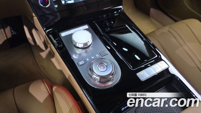 Genesis G80 (RG3) Gasoline 2.5 Turbo AWD 2025 — фото 9