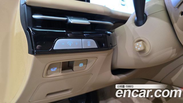 Genesis G80 (RG3) Gasoline 2.5 Turbo AWD 2025 — фото 13