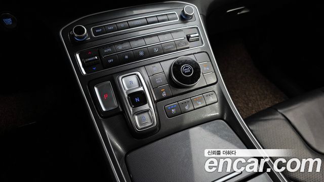 Hyundai Santa Fe Diesel 2.2 2WD Prestige 2021 — фото 9