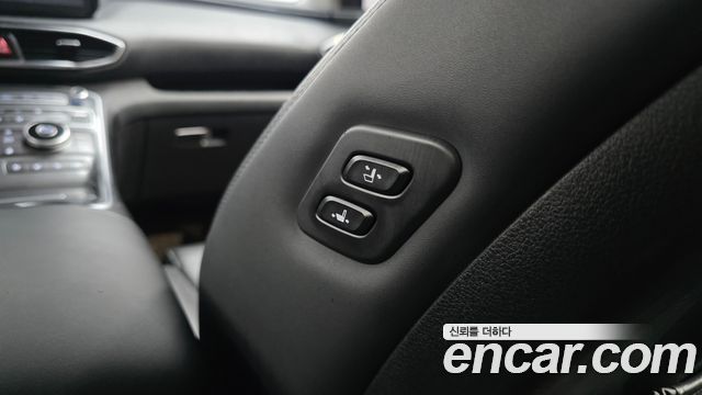 Hyundai Santa Fe Diesel 2.2 2WD Prestige 2021 — фото 18