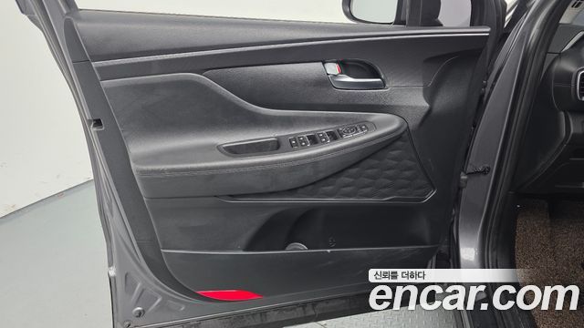 Hyundai Santa Fe Diesel 2.2 2WD Prestige 2021 — фото 24
