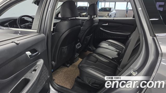 Hyundai Santa Fe Diesel 2.2 2WD Prestige 2021 — фото 26