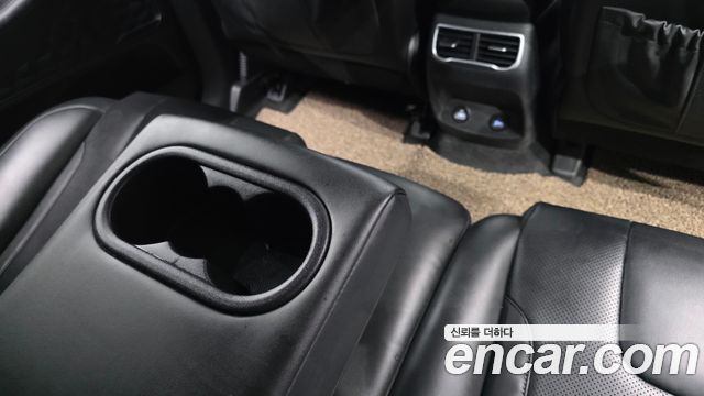 Hyundai Santa Fe Diesel 2.2 2WD Prestige 2021 — фото 28