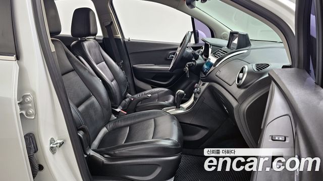 Chevrolet Trax 1.4 LT Leather Package 2015 — фото 11