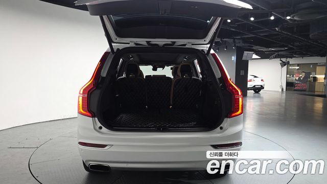 Volvo XC90 (II) T8 Inscription Hybird 2018 — фото 20