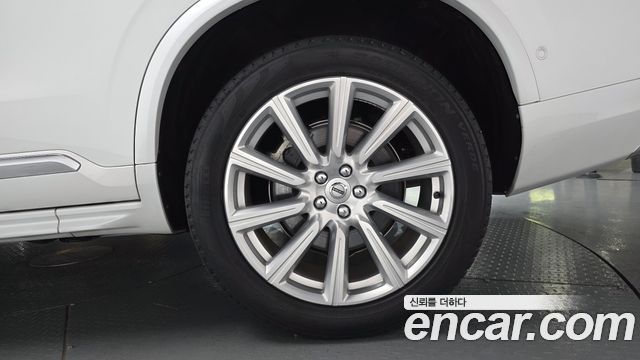 Volvo XC90 (II) T8 Inscription Hybird 2018 — фото 21