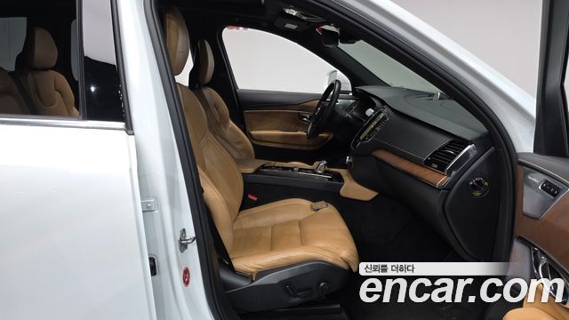 Volvo XC90 (II) T8 Inscription Hybird 2018 — фото 26
