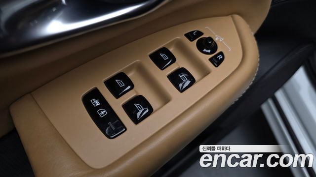 Volvo XC90 (II) T8 Inscription Hybird 2018 — фото 30