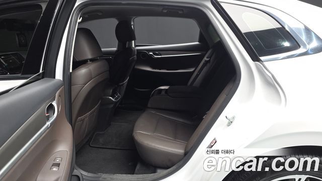 Hyundai Grandeur (IG) 2.5 Premium Choice 2021 — фото 26