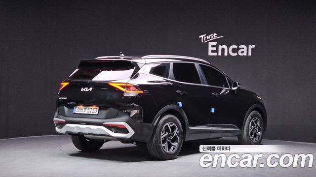 Kia Sportage (V) Gasoline 1.6 Turbo 2WD Prestige 2022 — фото 2