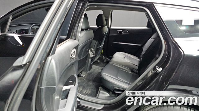 Kia Sportage (V) Gasoline 1.6 Turbo 2WD Prestige 2022 — фото 12